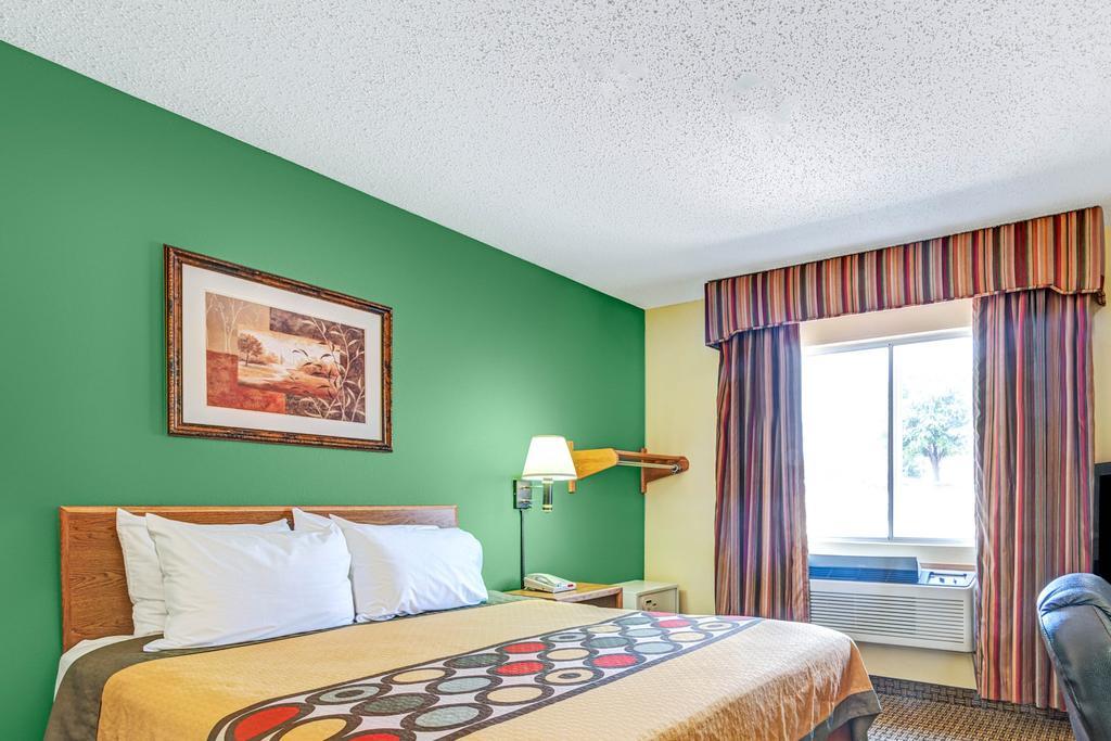 Super 8 By Wyndham Mckinney/Plano Area Esterno foto